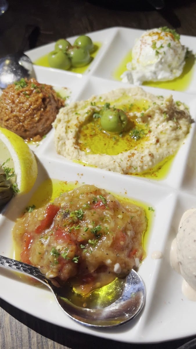 Dunya Mediterranean Restaurant & Wine Bar, photo 2