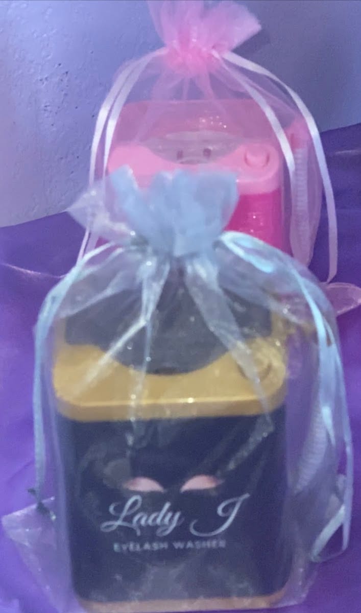Lady J Lash Shop, photo 2