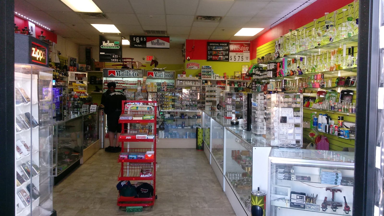 Smokes Vapor, photo 3