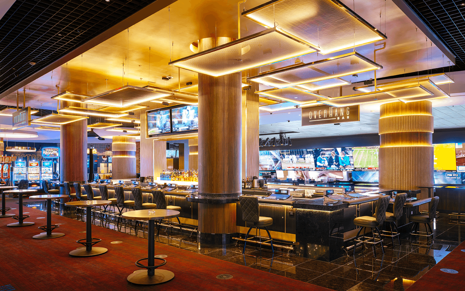 Overhang Bar, photo 2