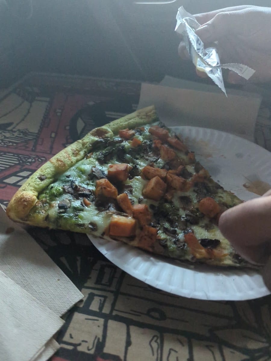 Oz Pizza - Pizza in the Castro District, photo 3