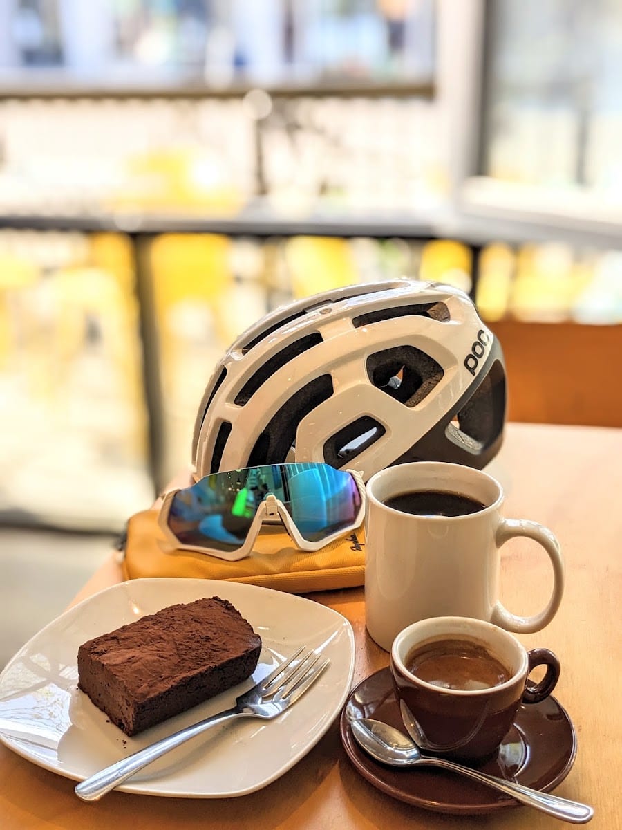 Zav Coffee Shop and Gallery