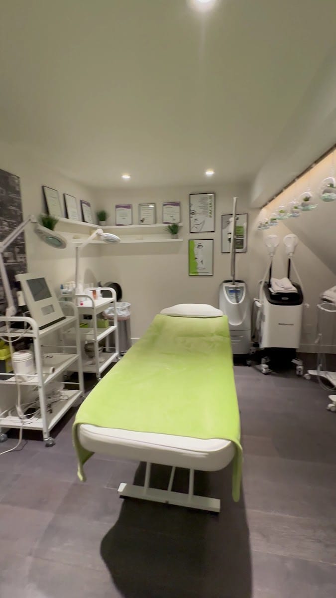 V.I.P. SUGARING & WAXIN Richmond Hill BODY SUGARING AND SKIN CARE SALON, photo 3