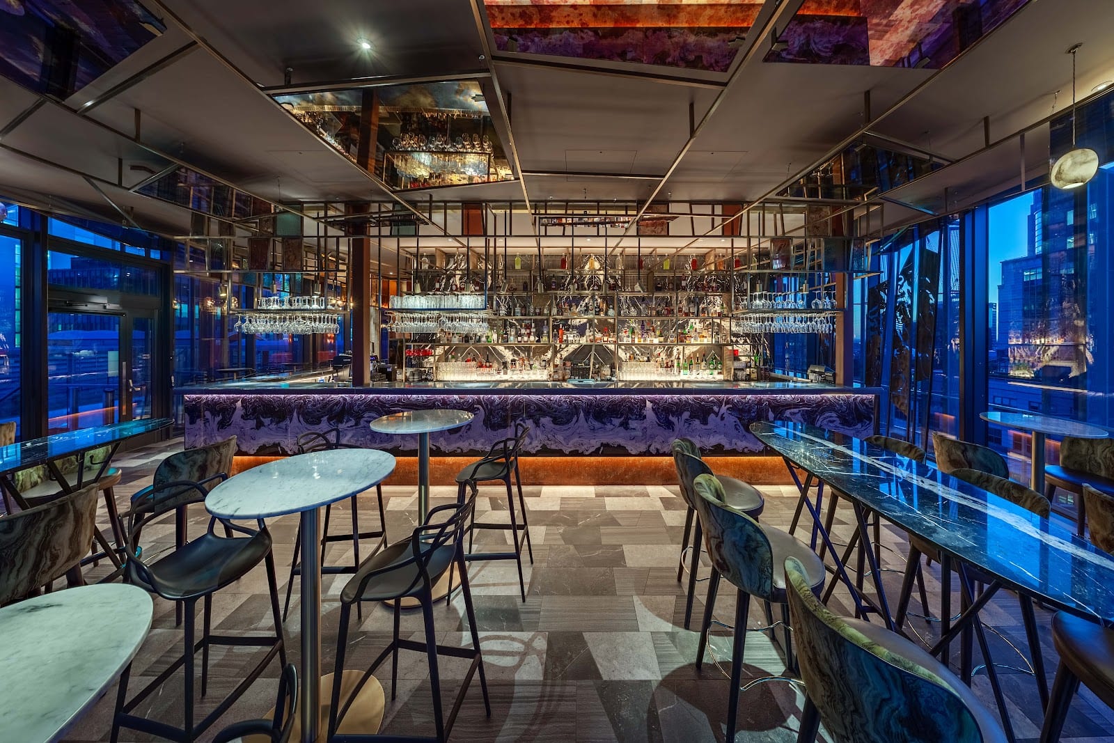 Savage Garden Rooftop Bar, photo 2
