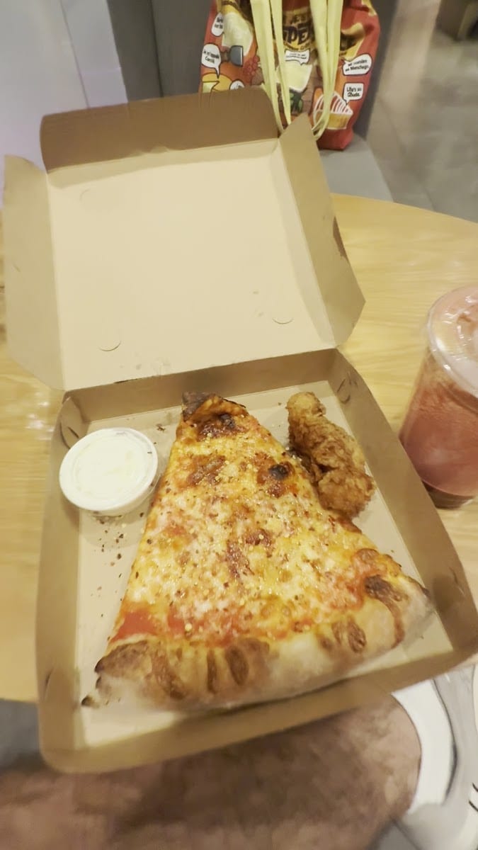Halal Modena pizza, photo 2
