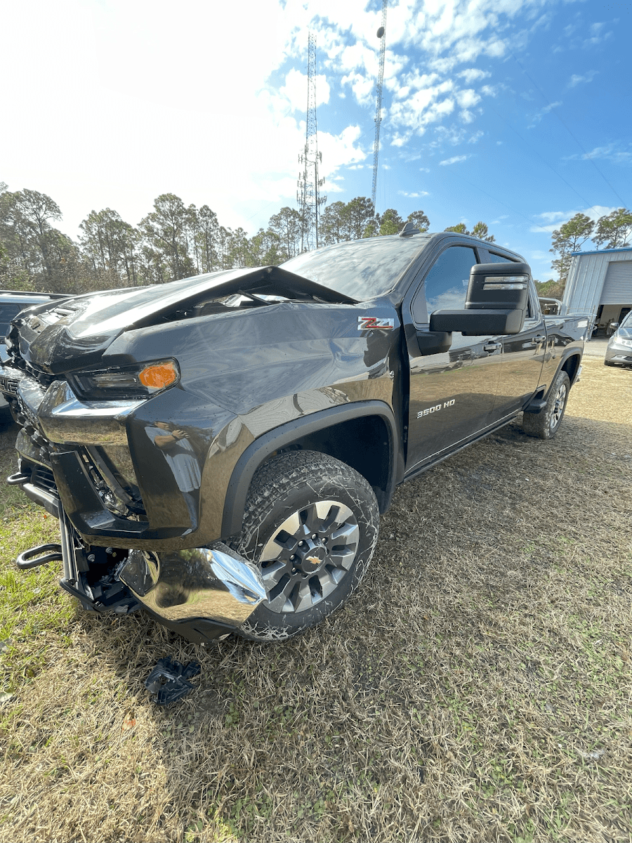 Mikes Auto Collision, photo 3