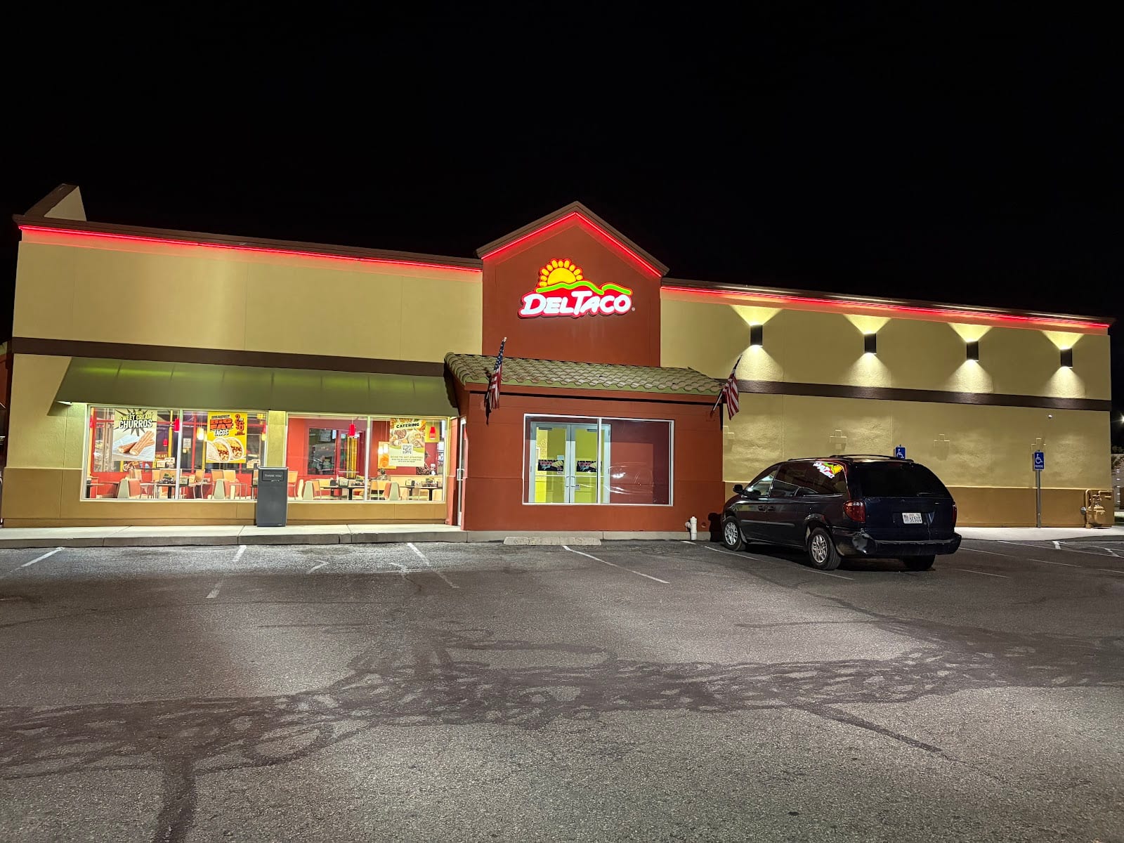 Del Taco, photo 2