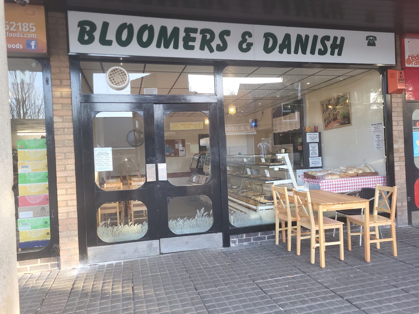 Bloomers & Danish