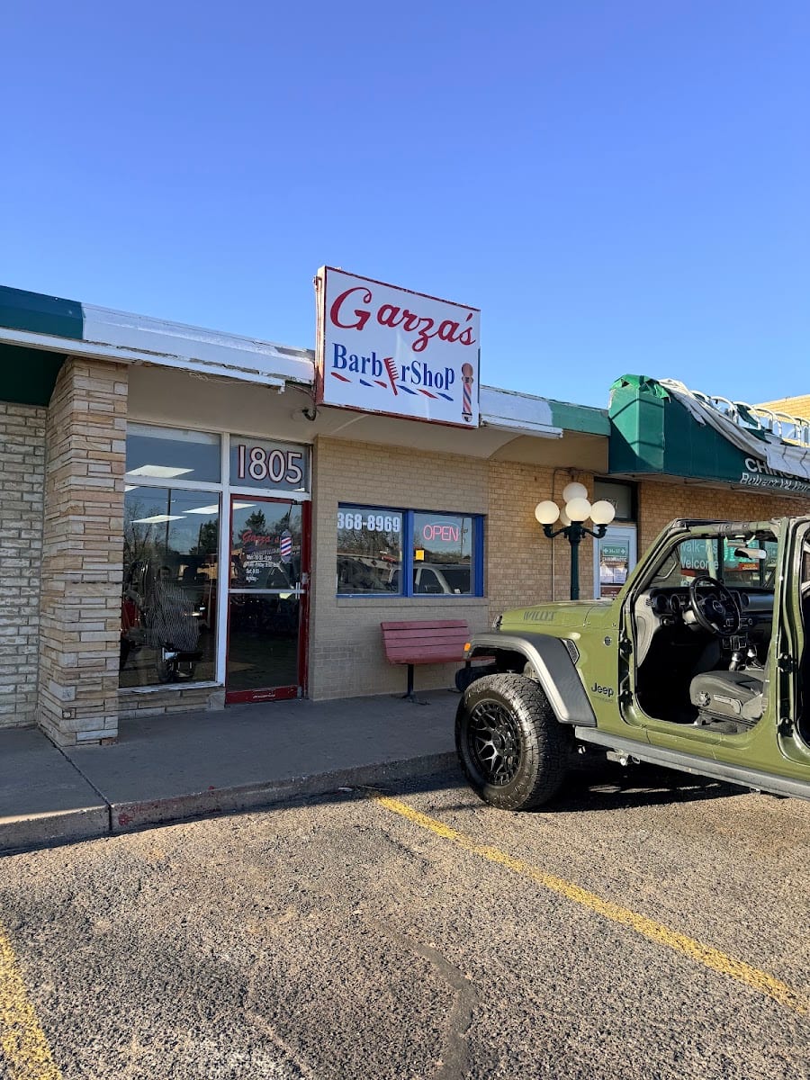 Garza’s Barbershop, photo 2