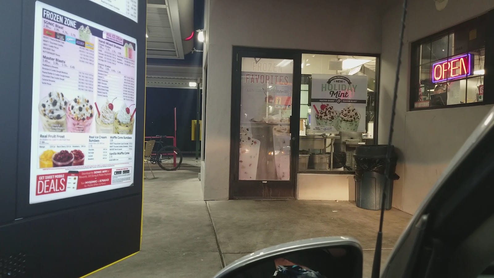 Sonic Drive-In, photo 3