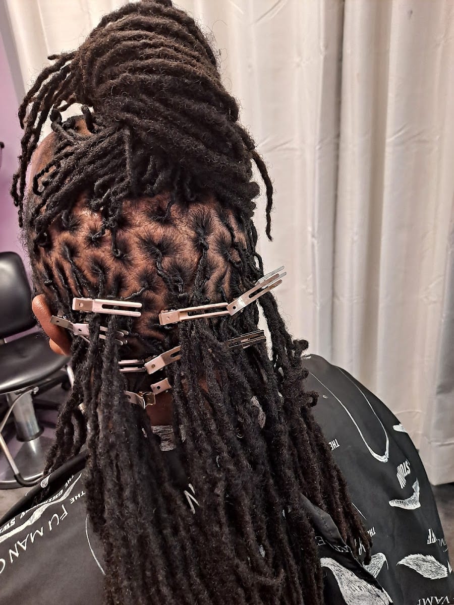 Creative Hair Solutions, photo 3