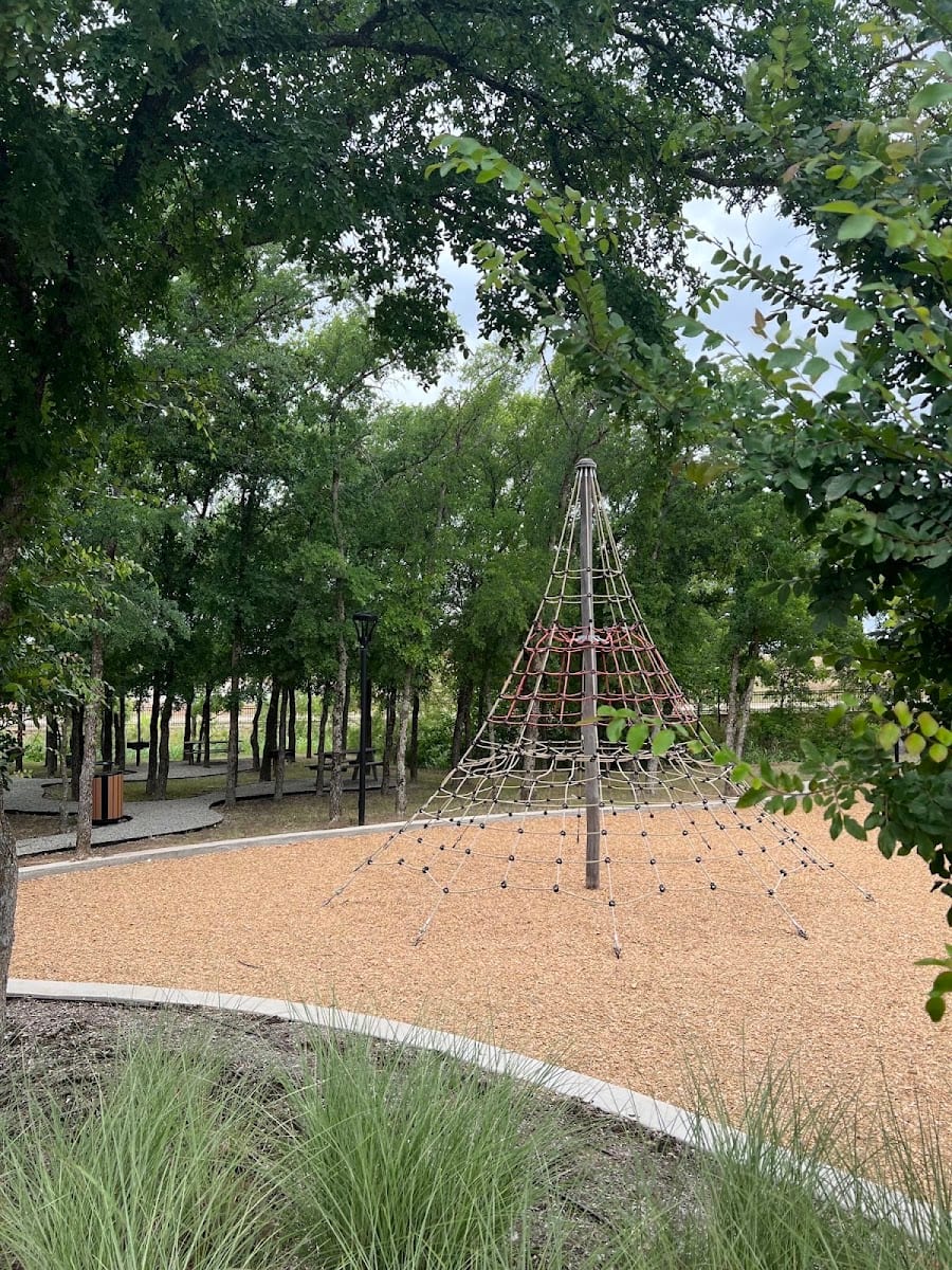 Prairie Oaks Community, photo 3