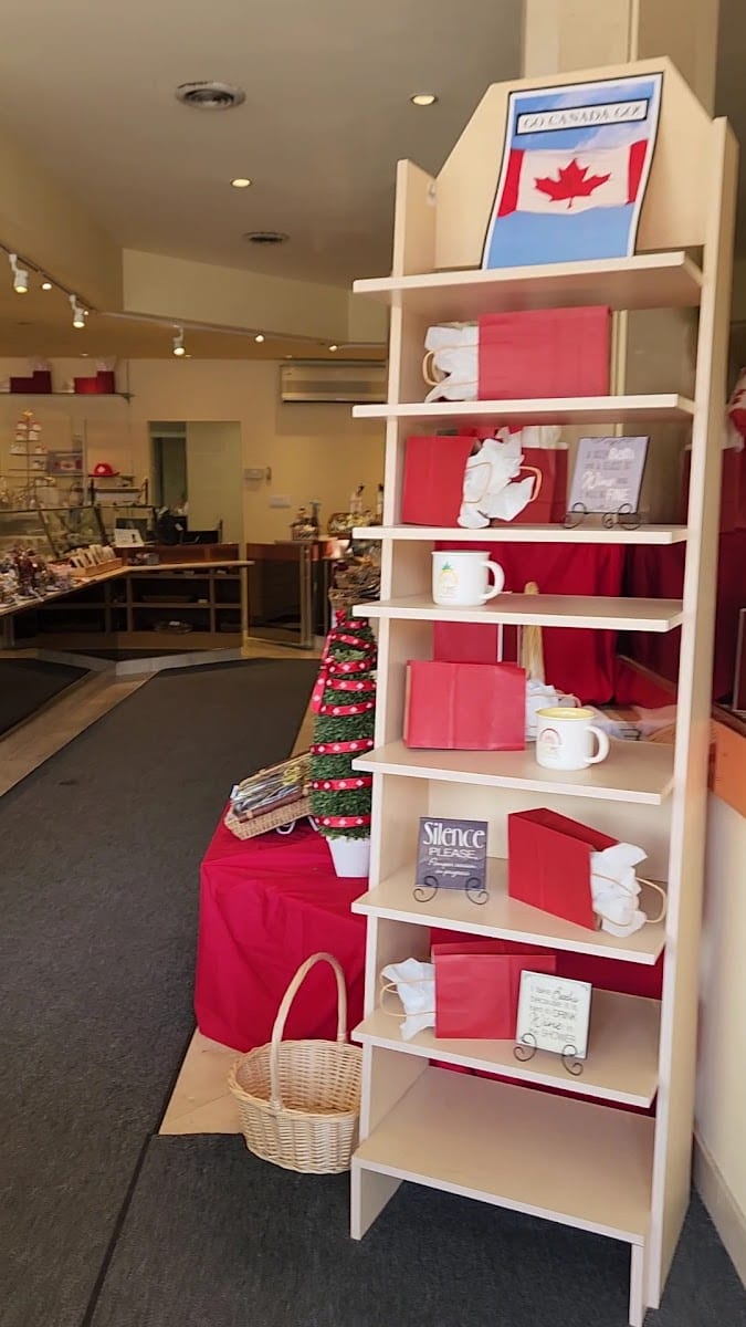 Simone Marie, Toronto Belgian Chocolate Shop, photo 2