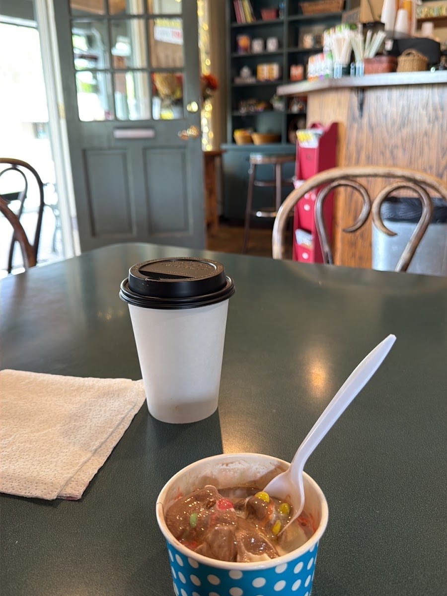 Browns Valley Yogurt & Expresso Bar, photo 3