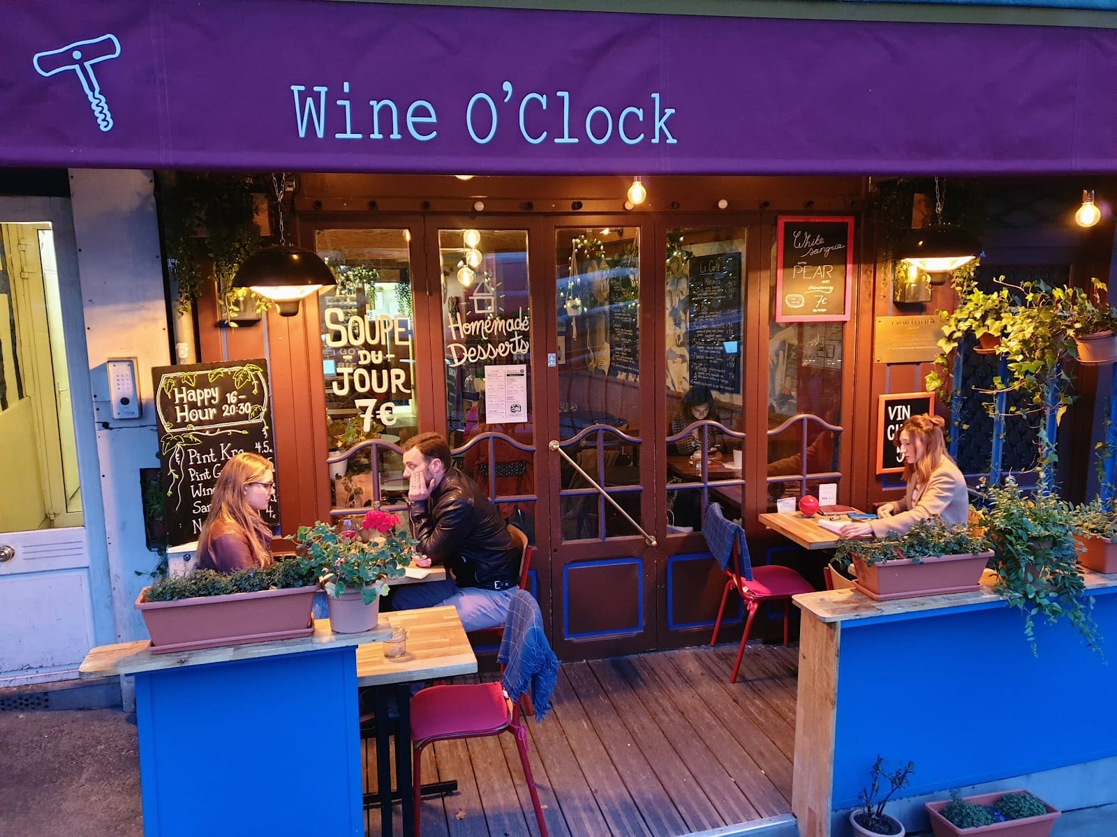 Wine O'Clock, photo 2