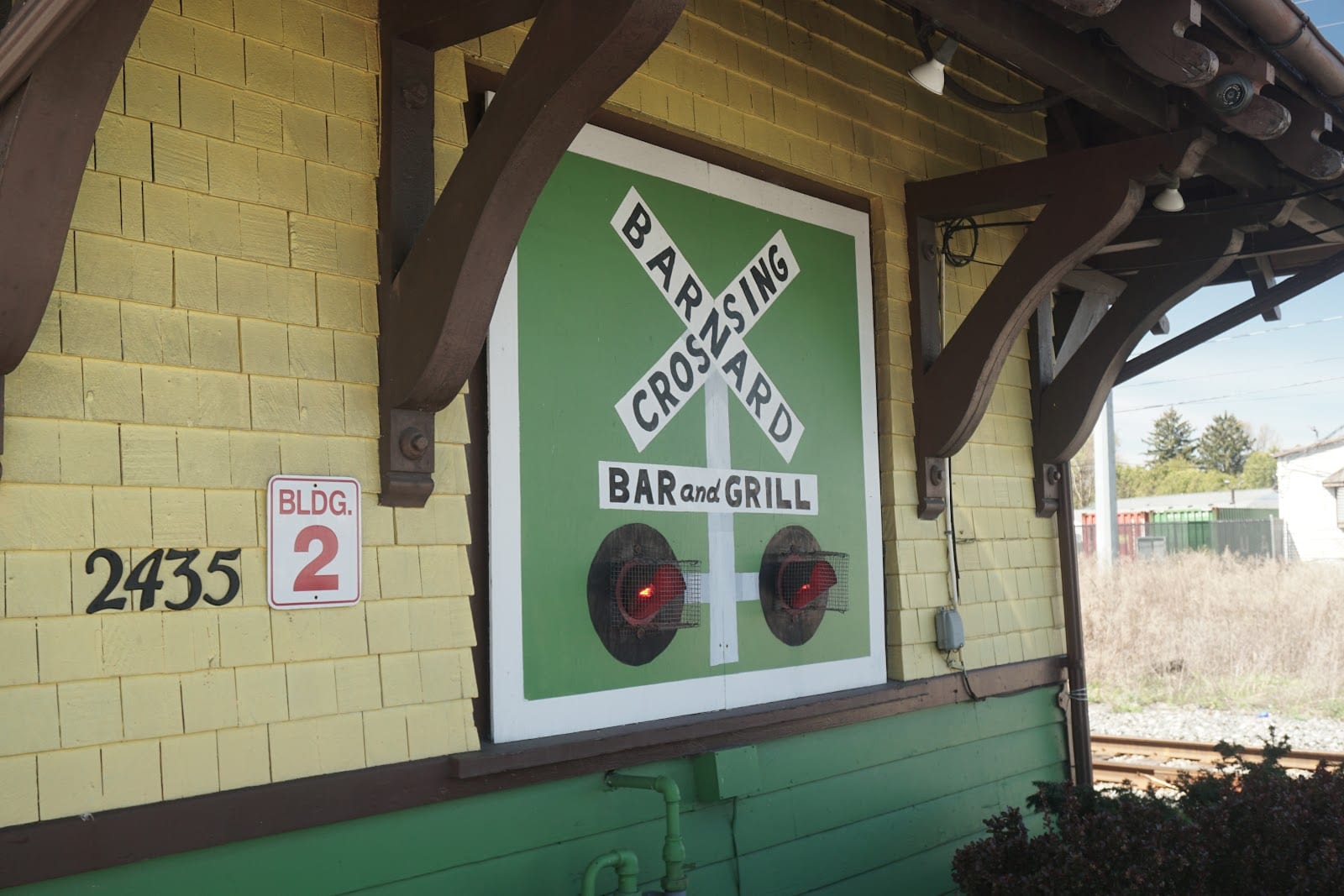 Barnard Crossing Bar & Grill