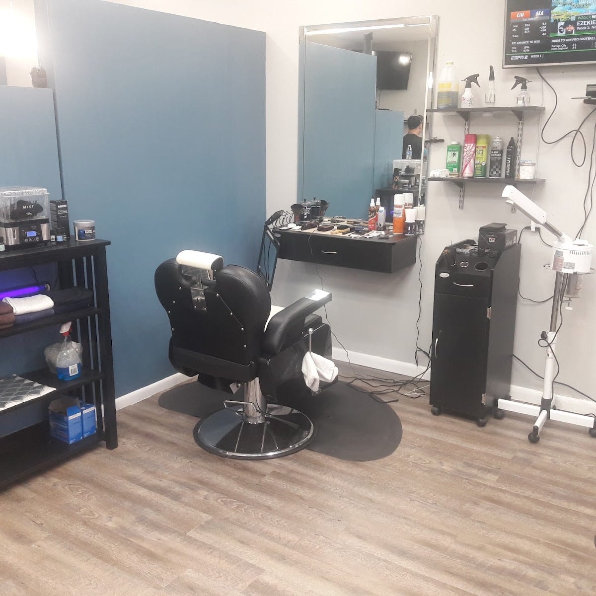 Cristina's barber shop and salon, photo 2