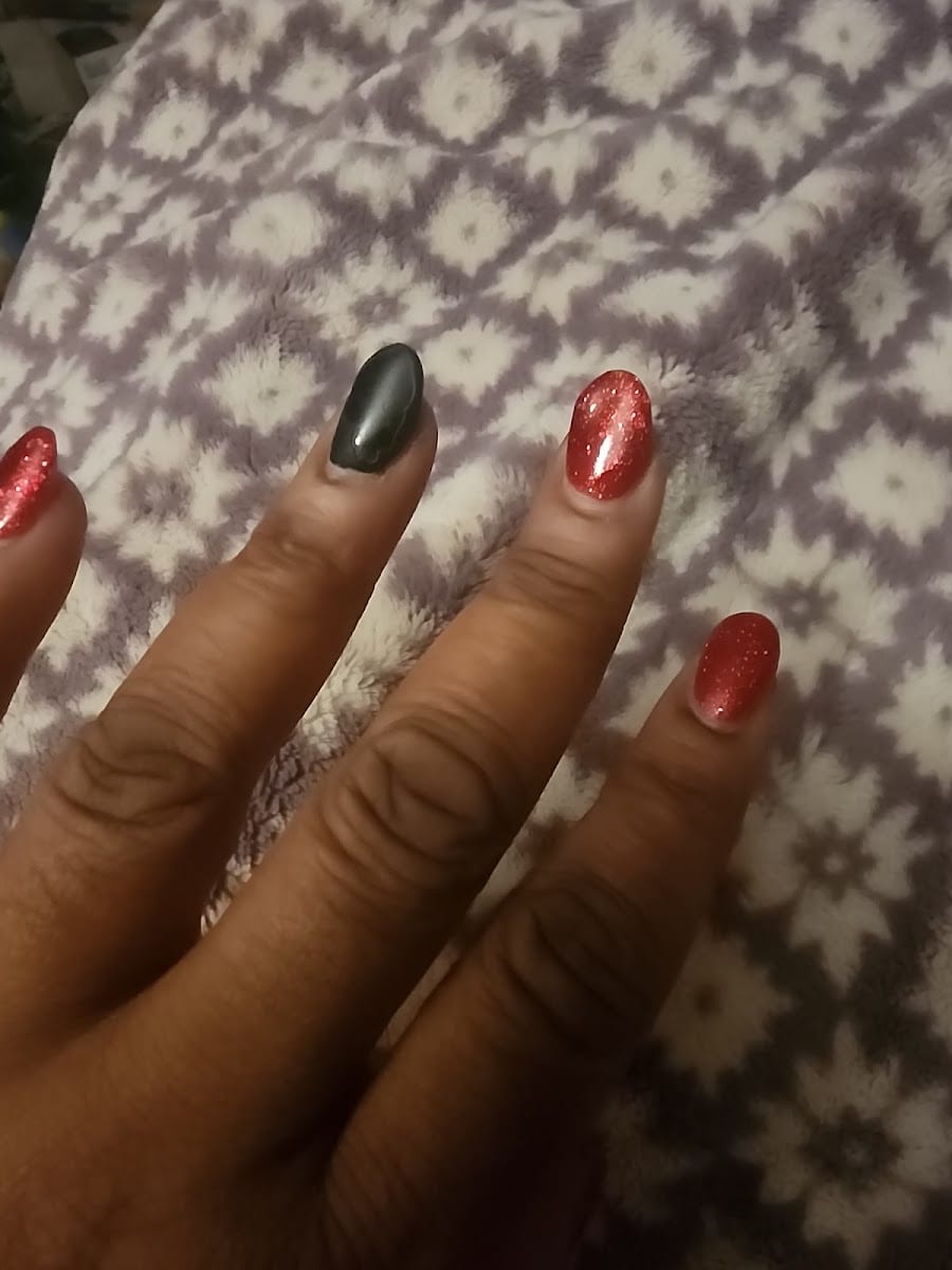 Happily Ever After Nails, photo 3