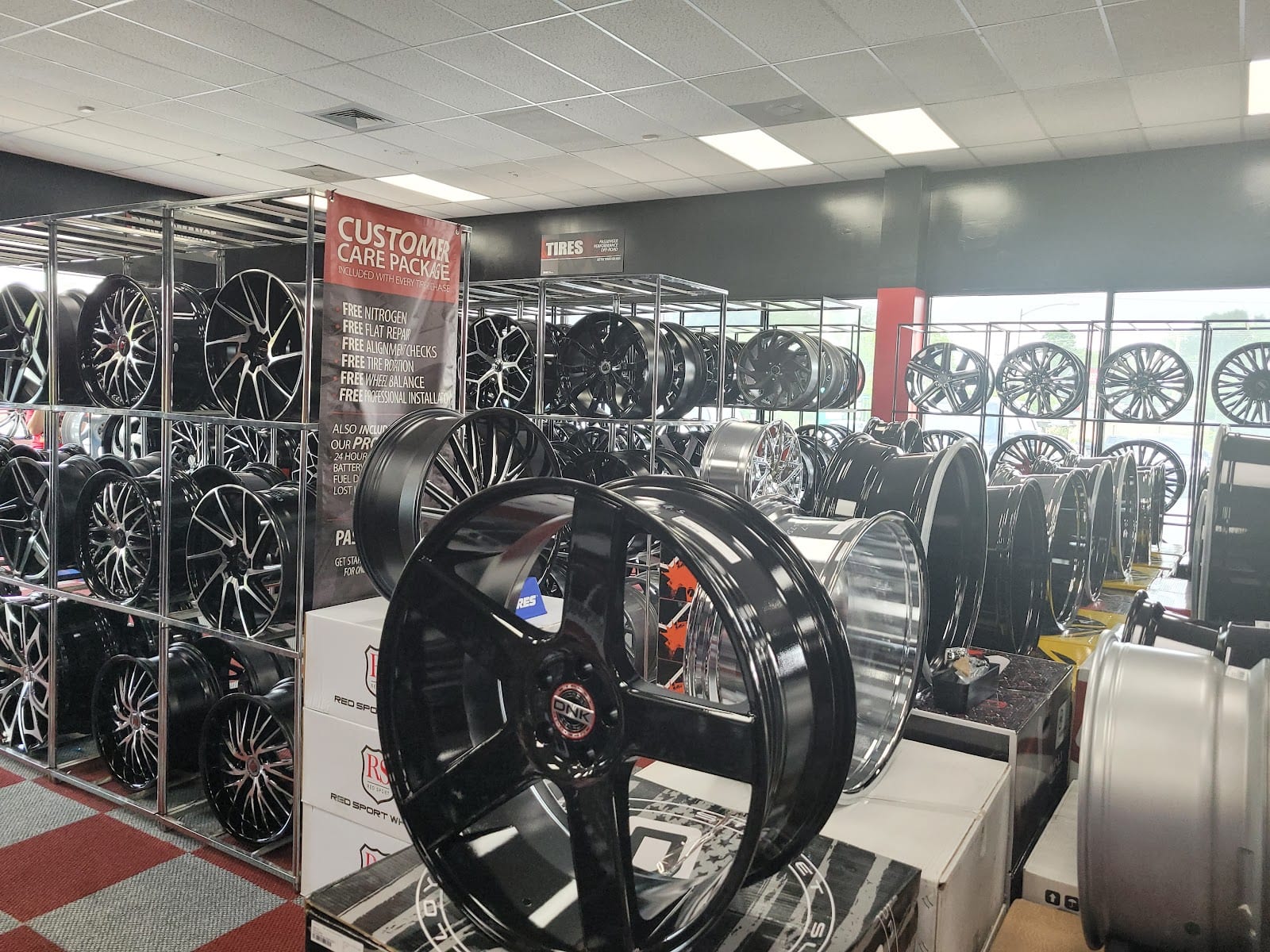RNR Tire Express, photo 3