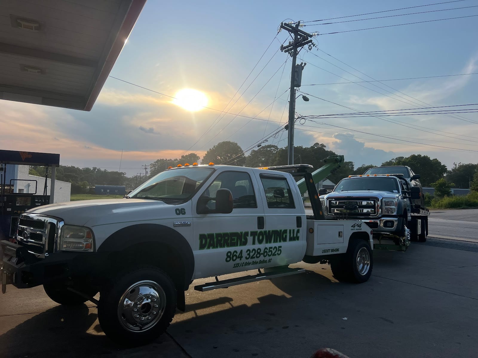 Darrens Towing LLC