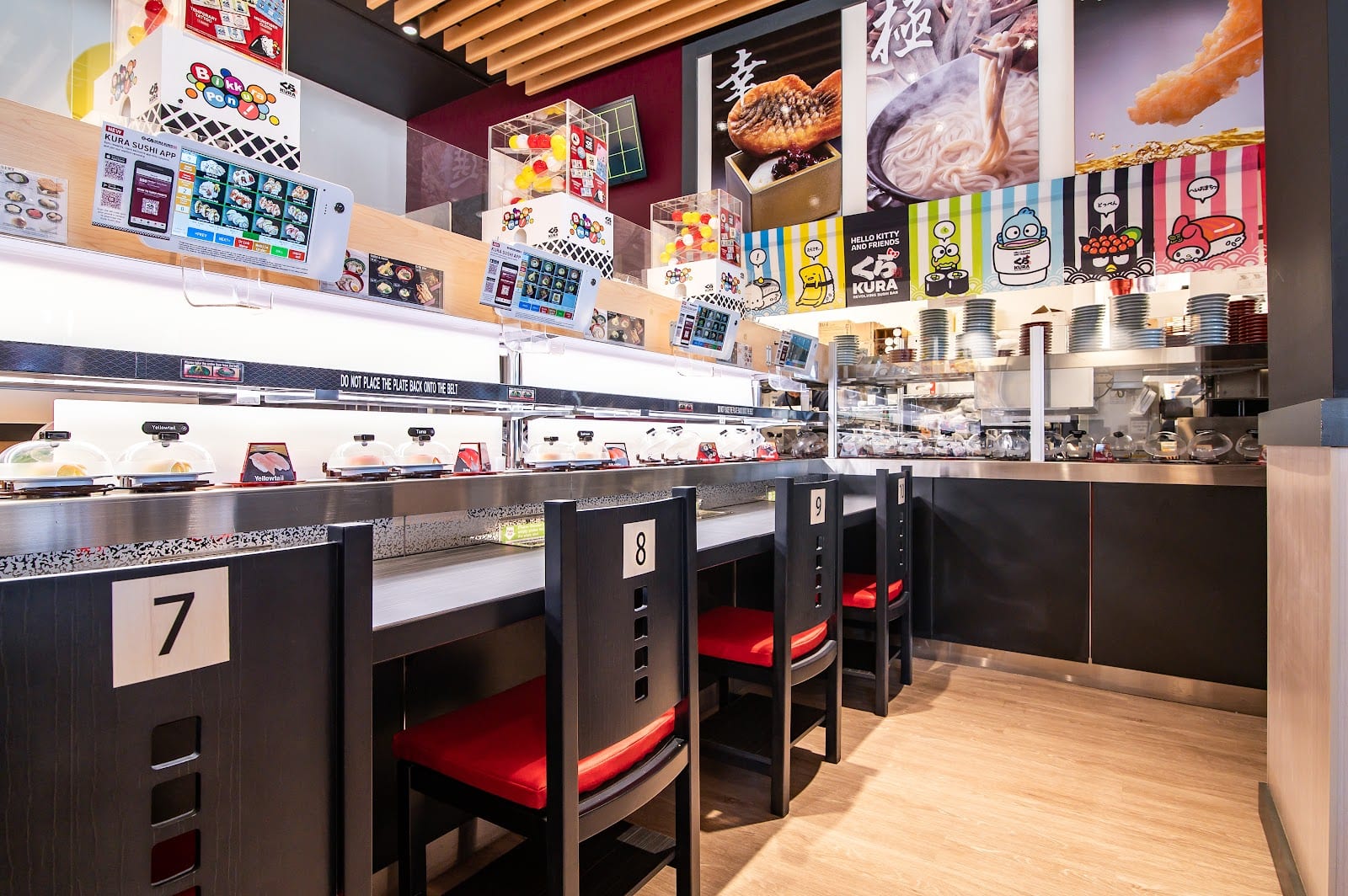 Kura Revolving Sushi Bar, photo 2