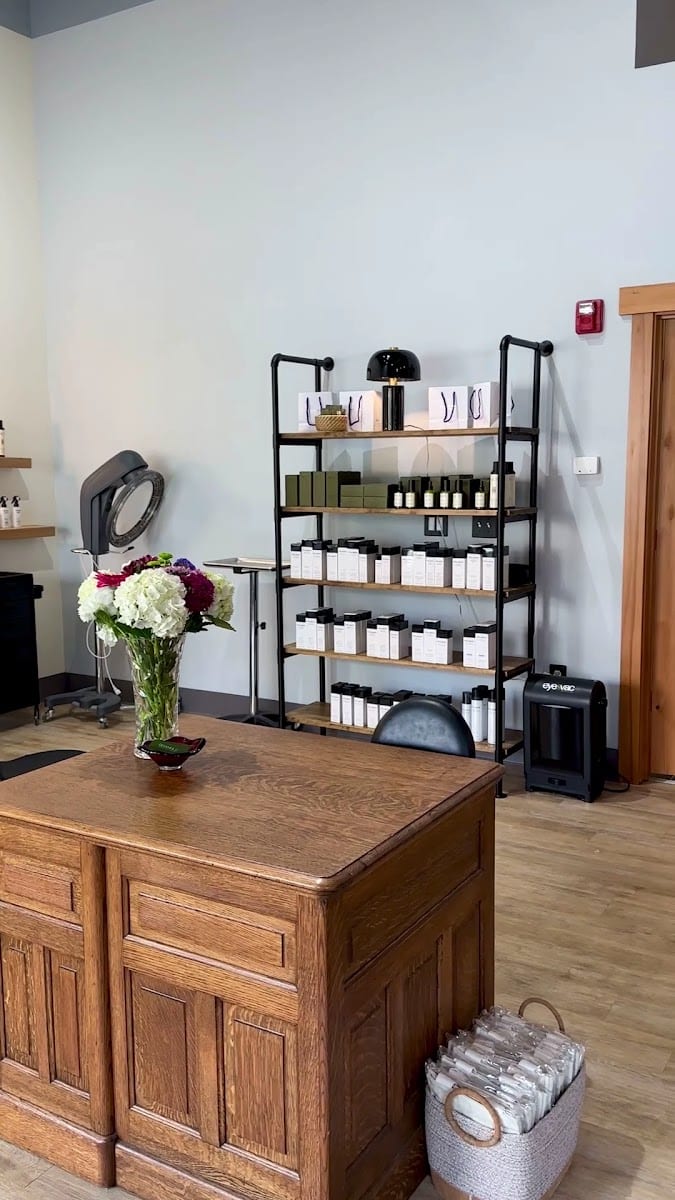 Bramble Salon, photo 3