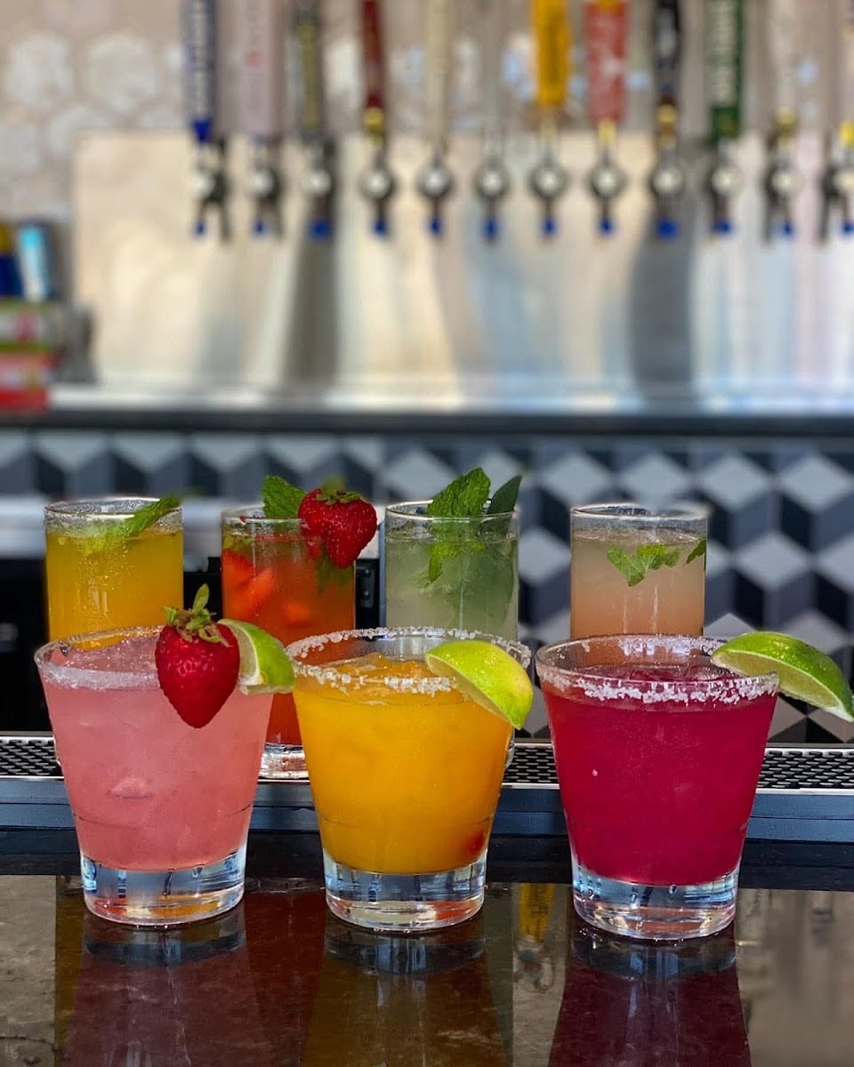 El Estadio Restaurant and Sports Bar