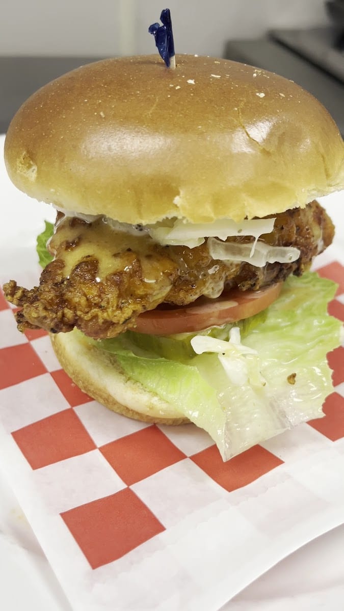 Champs Nashville Hot Chicken, photo 3