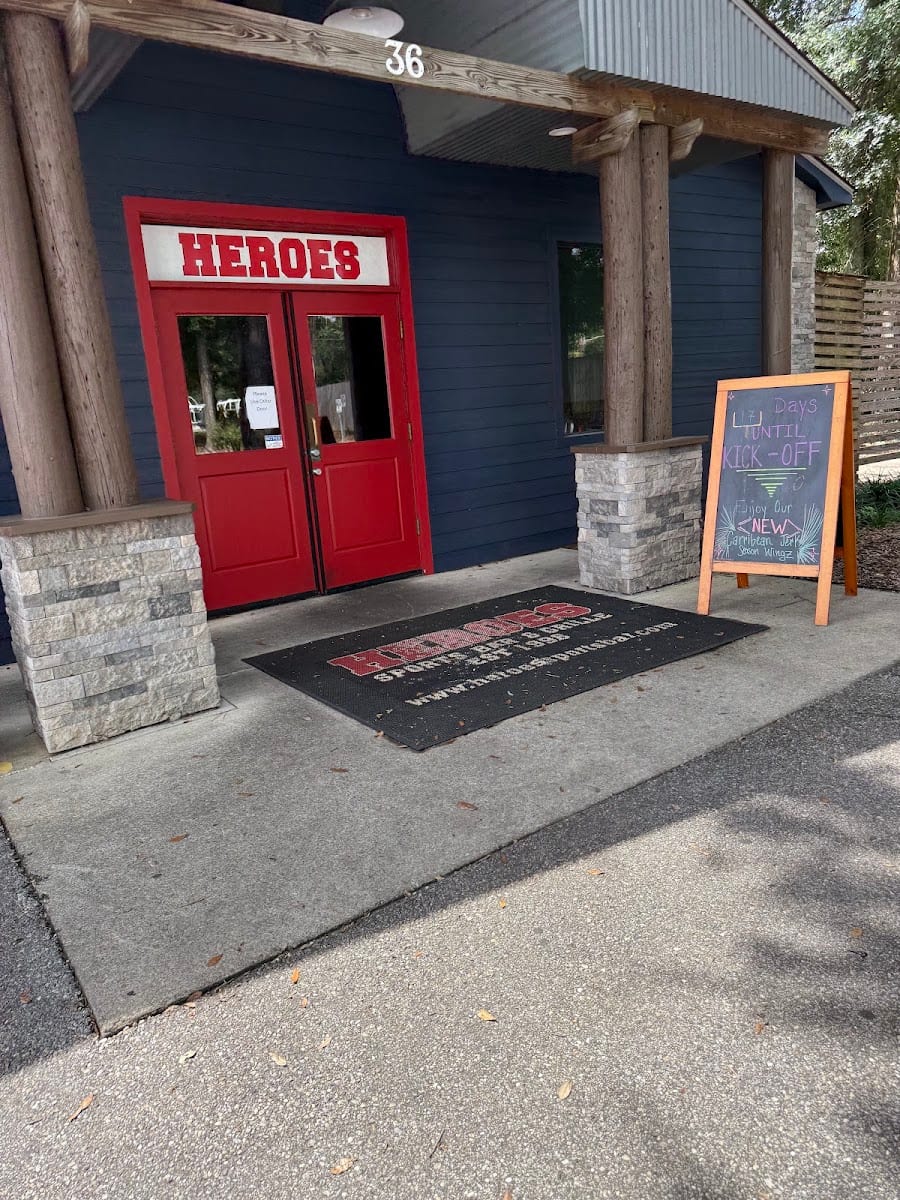 Heroes Sports Bar & Grille - West Mobile, photo 2