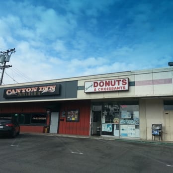 Kenny's Donuts, photo 2