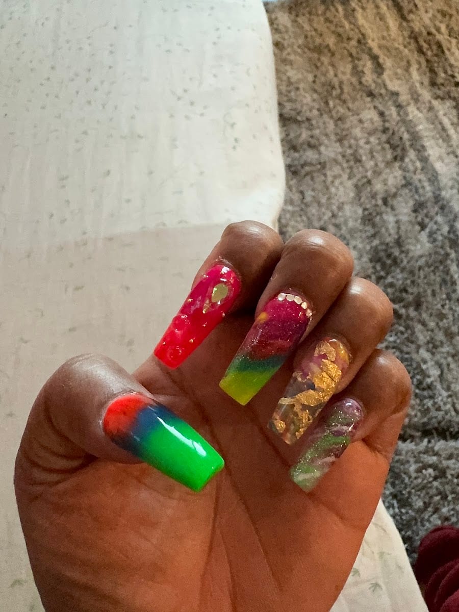 New York Hair & Nail, photo 2