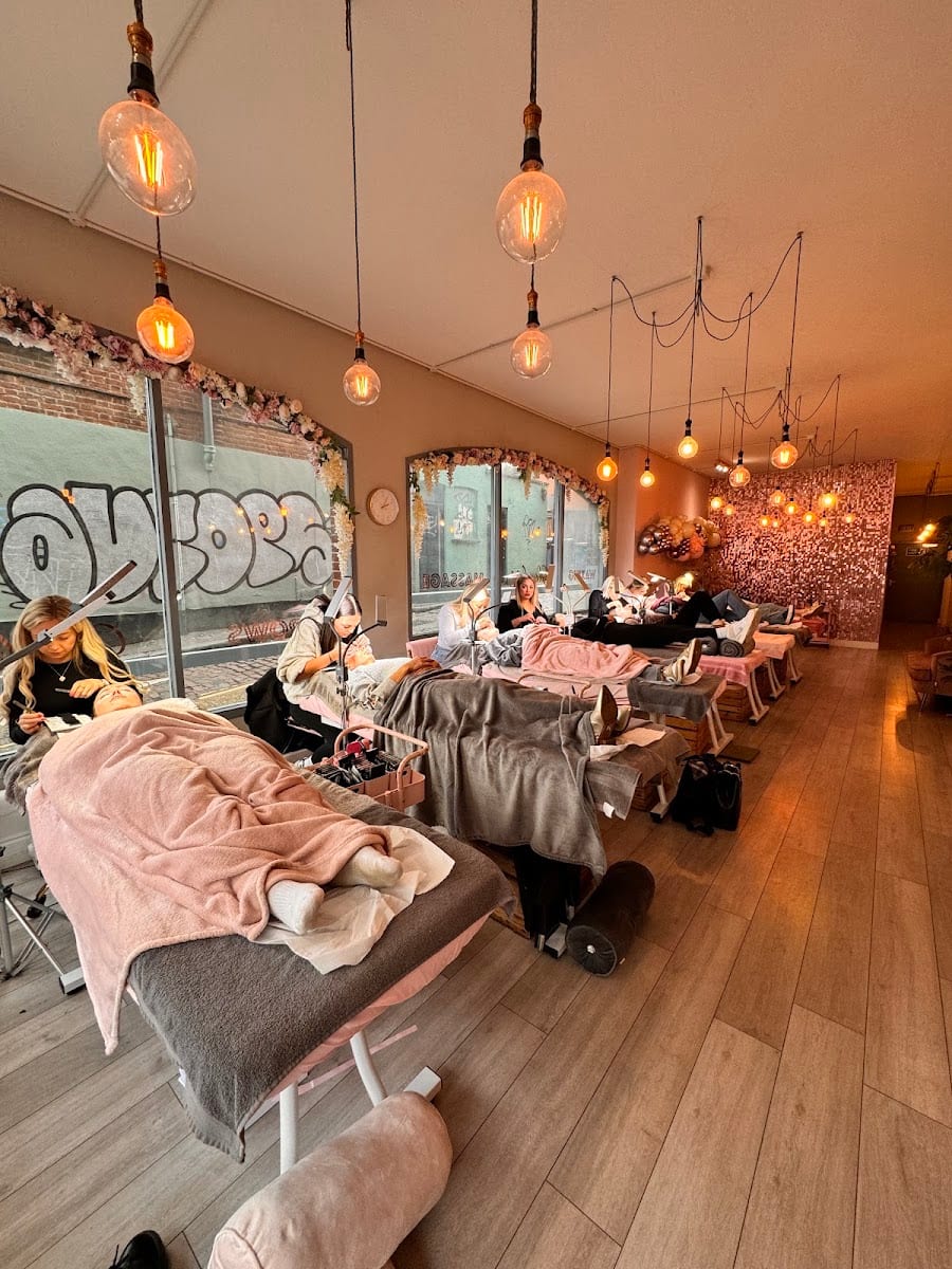 Saint Benedict’s Beauty and Lash Academy, photo 2