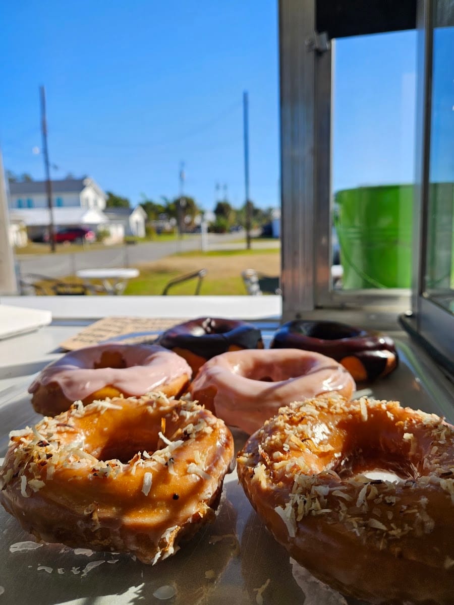 Lorretta's Donut Wagon