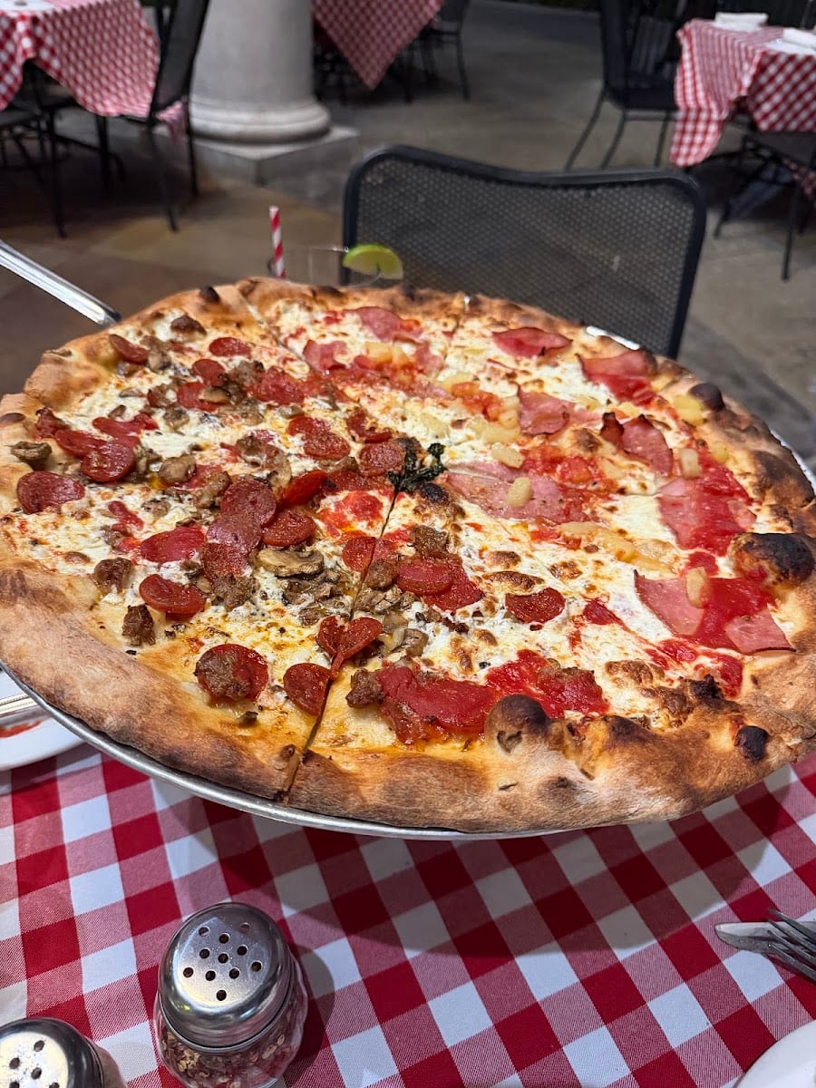 Grimaldi's Pizzeria, photo 4