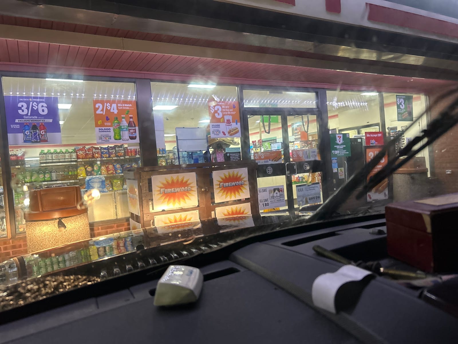 7-Eleven, photo 2