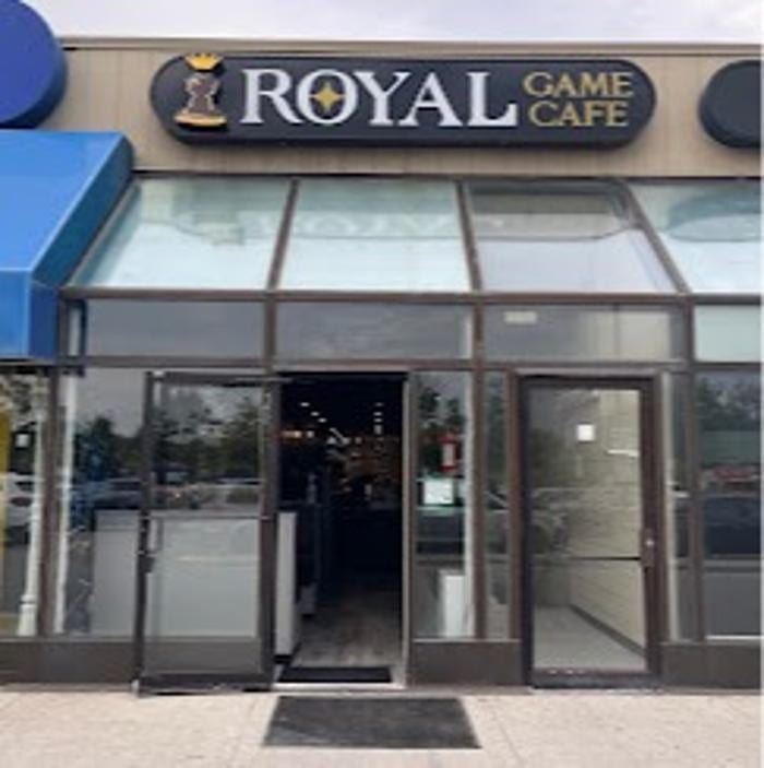 Royal Game Cafe & Lounge, photo 2