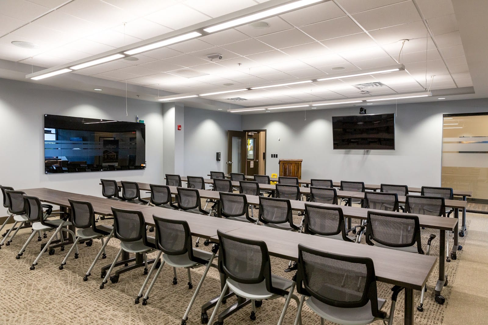 West Business Interiors, photo 4