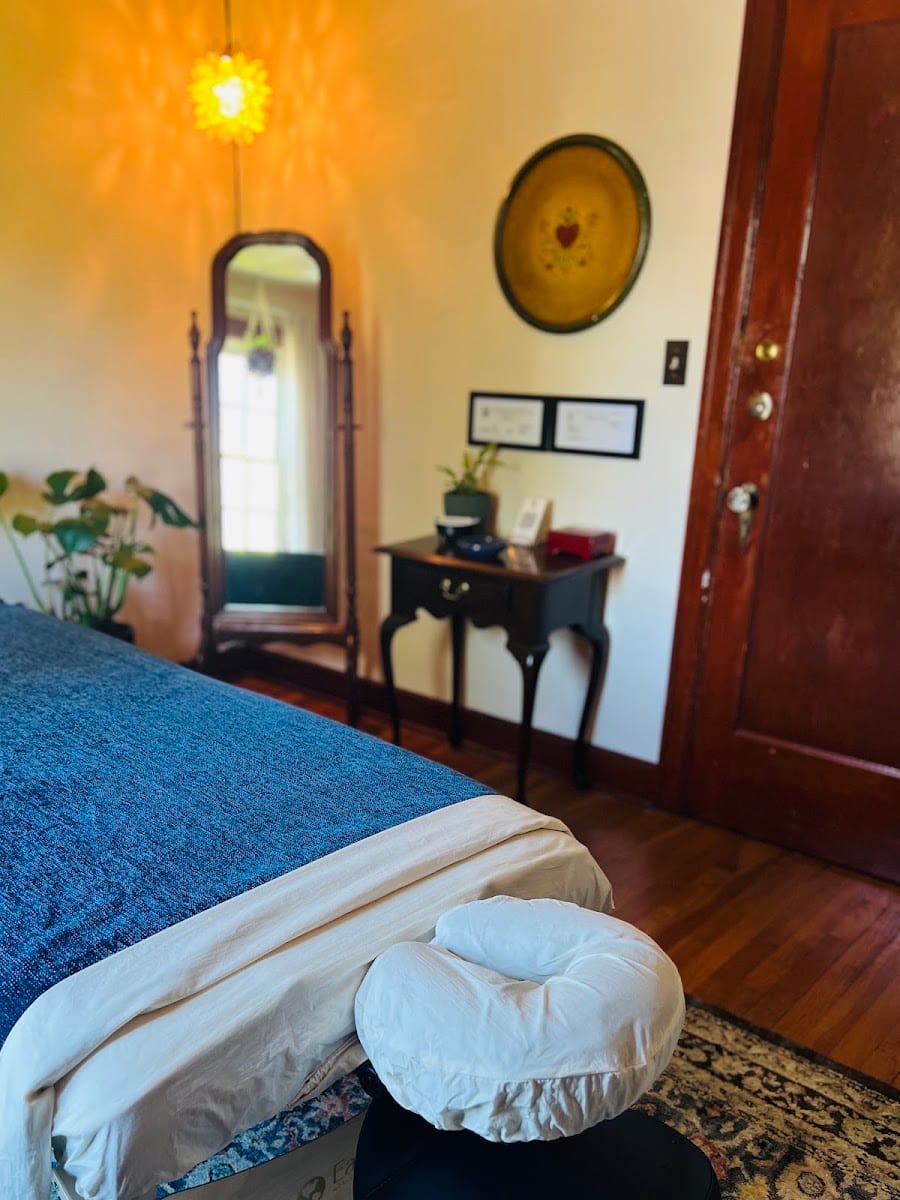 Moonshadow Massage, photo 2