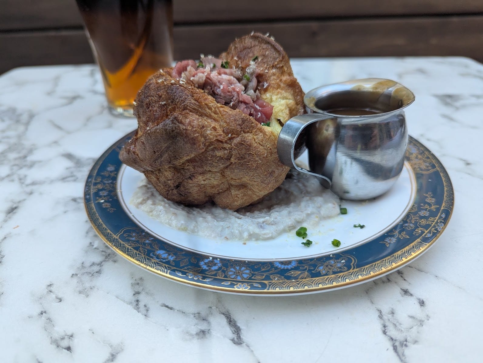The Queen & Beaver Public House
