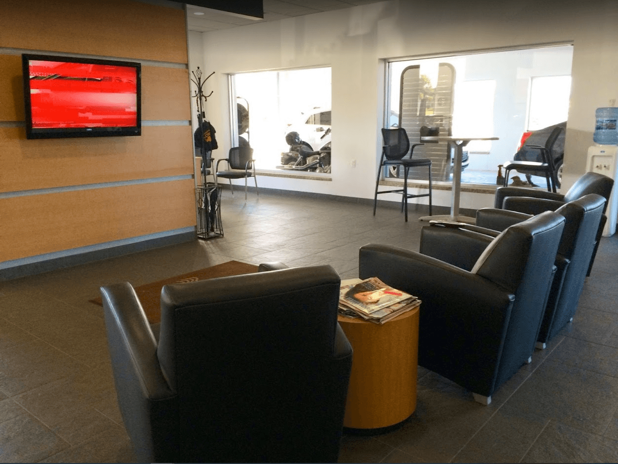 Johnson GMC Cadillac Service Center, photo 2