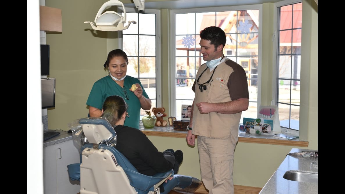 All About Teeth, photo 2