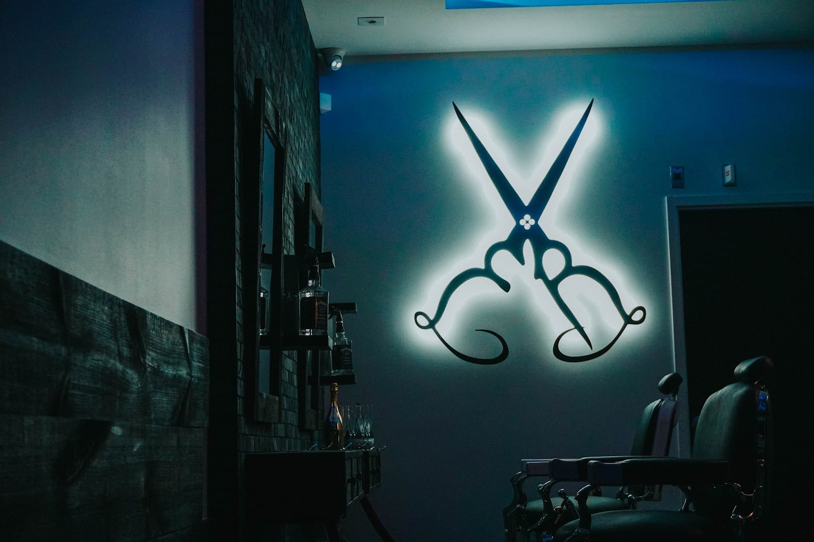 Fade Room, photo 2