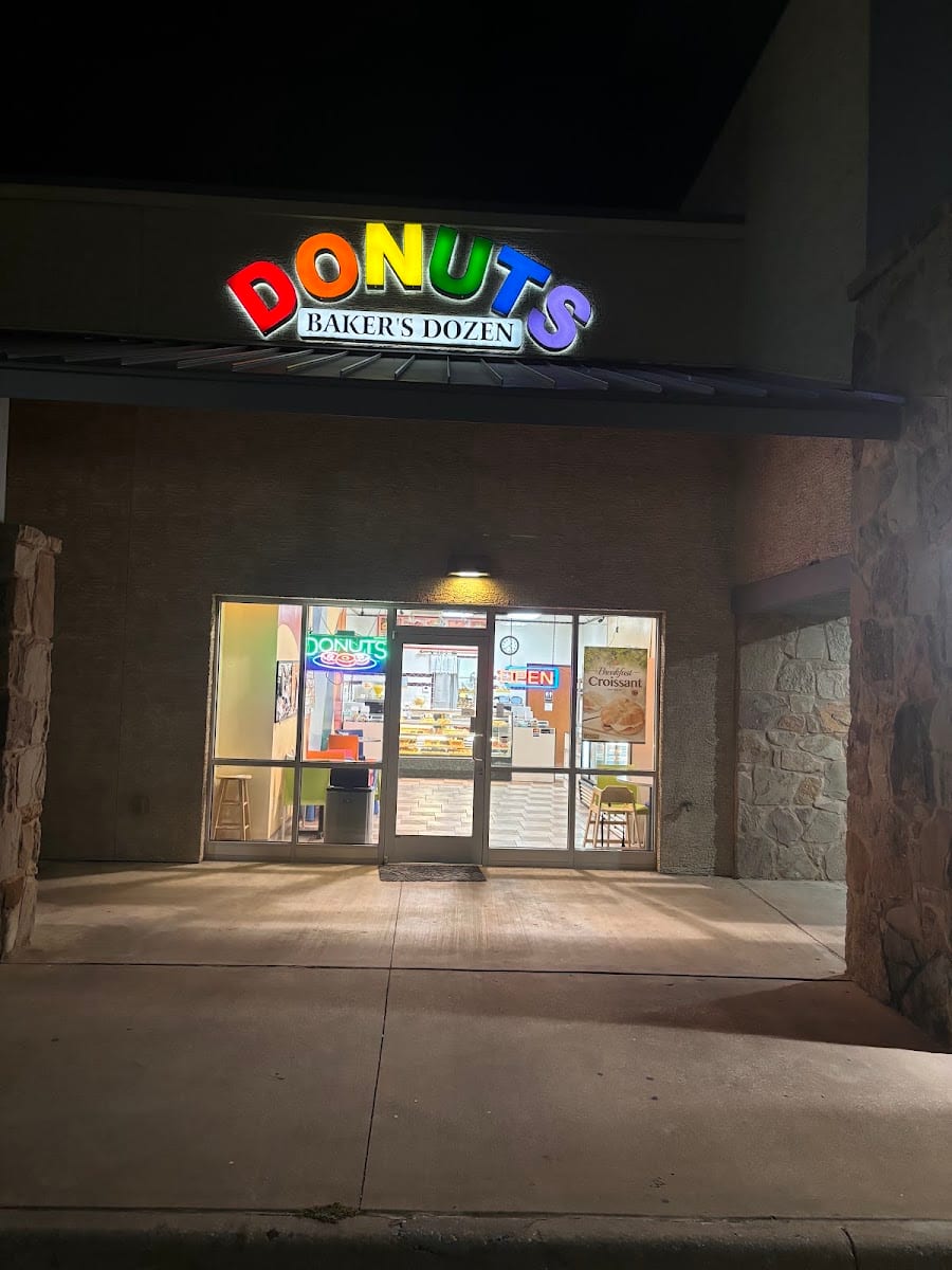 Baker's Dozen Donuts, photo 2