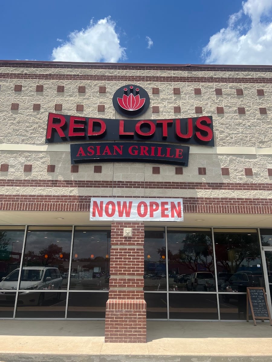 RED LOTUS ASIAN GRILLE ROUND ROCK, photo 2