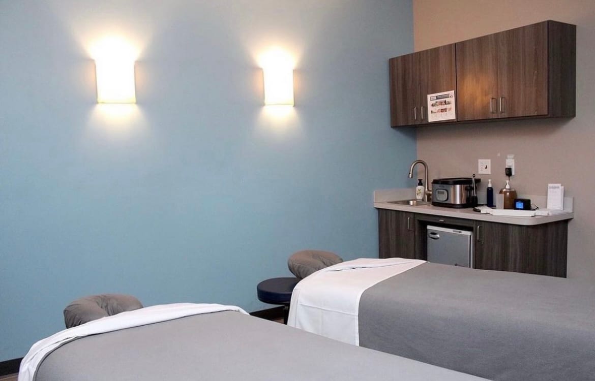 Hand & Stone Massage and Facial Spa, photo 3