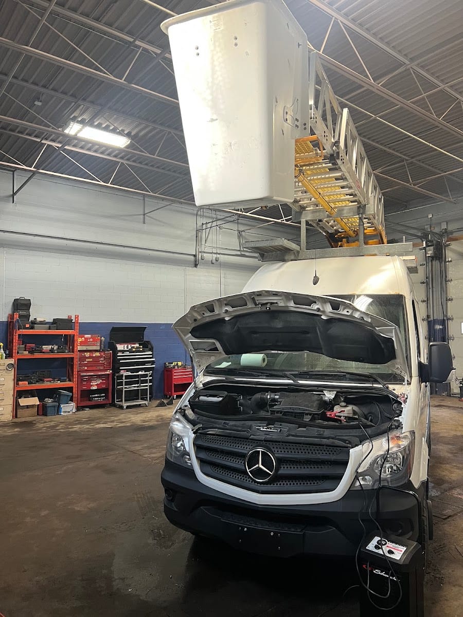 Cyrus automotive & truck service centre, photo 4