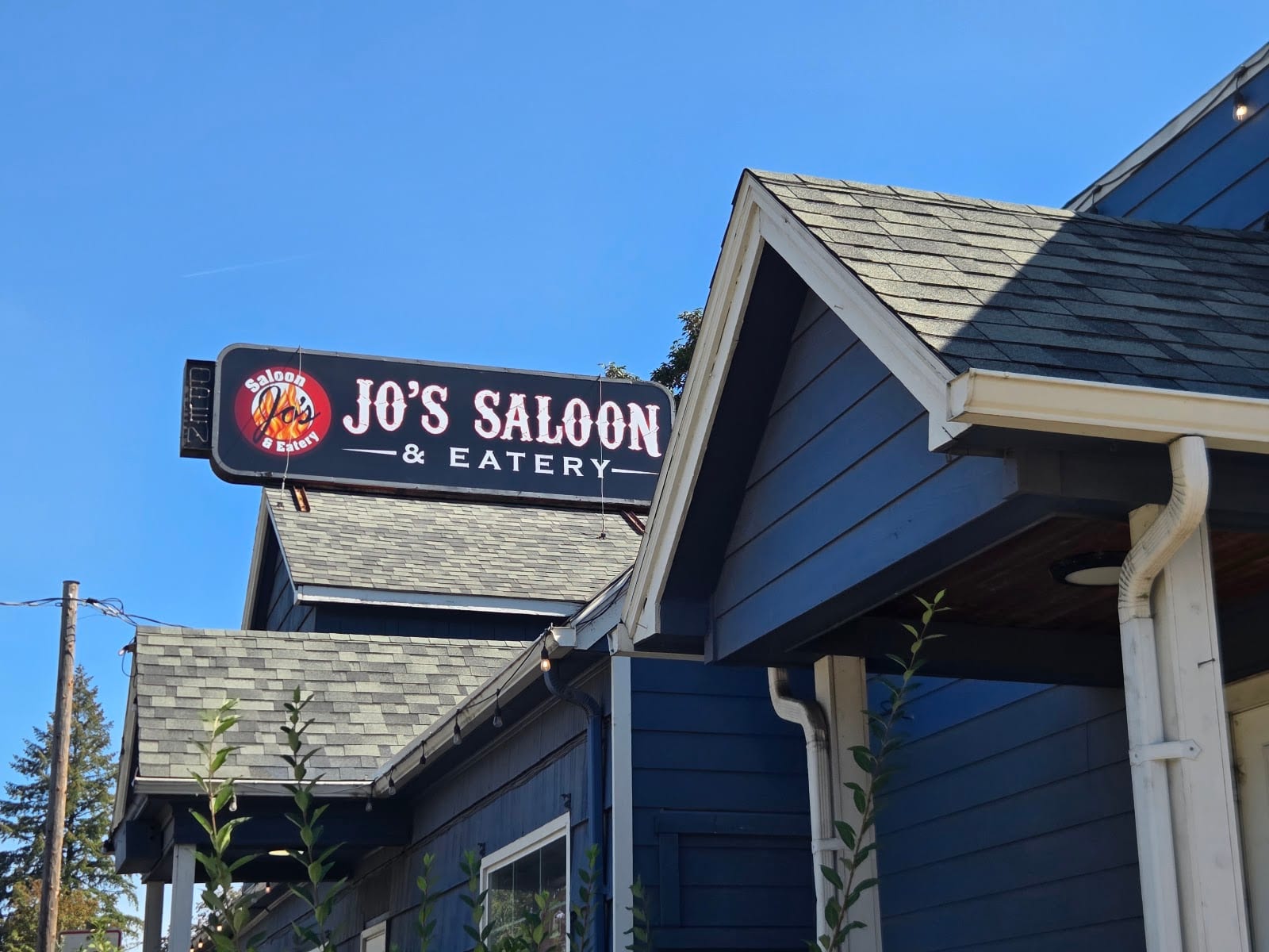 Jo's Saloon & Eatery