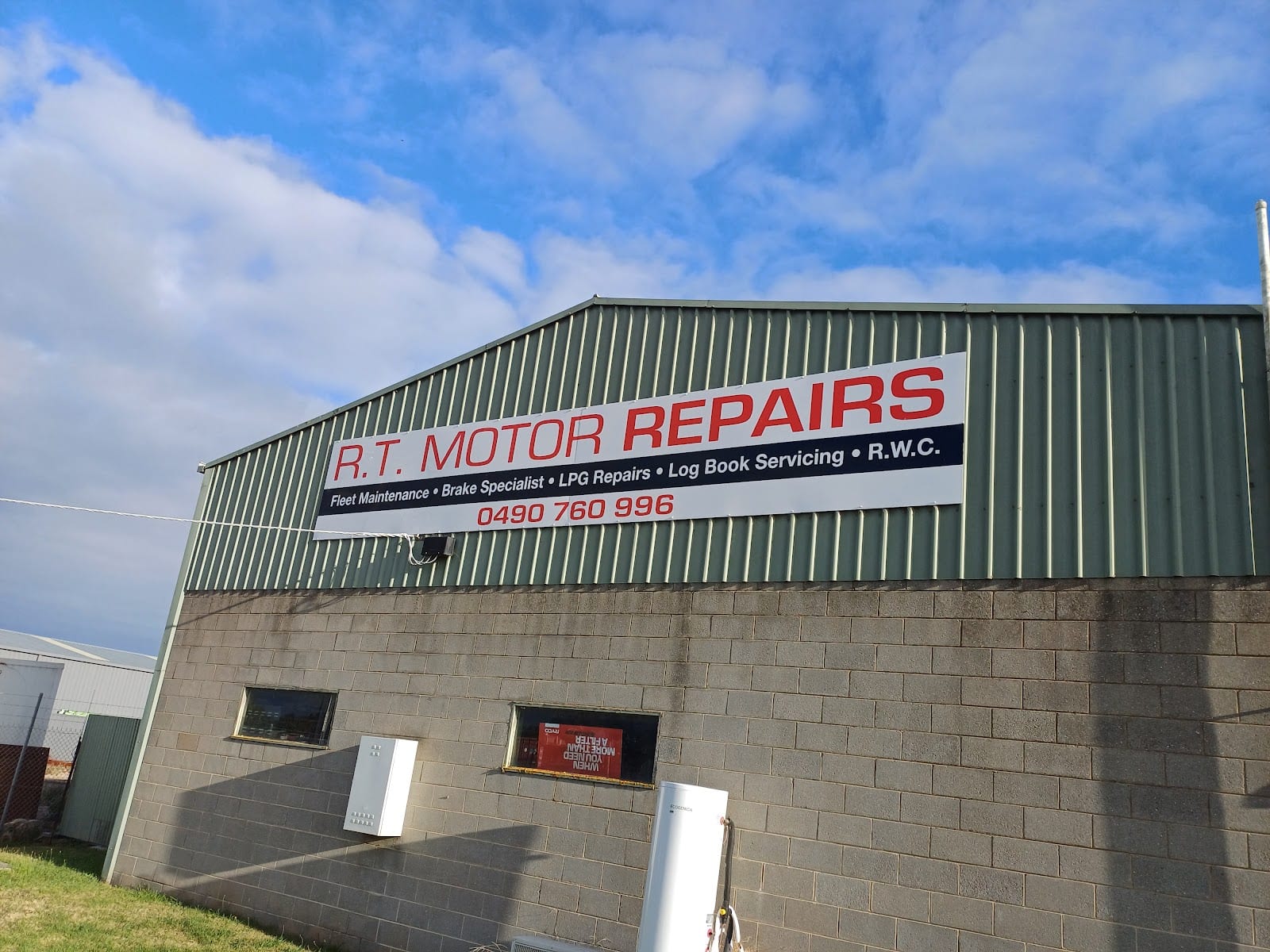 R.T. Motor Repairs, photo 3