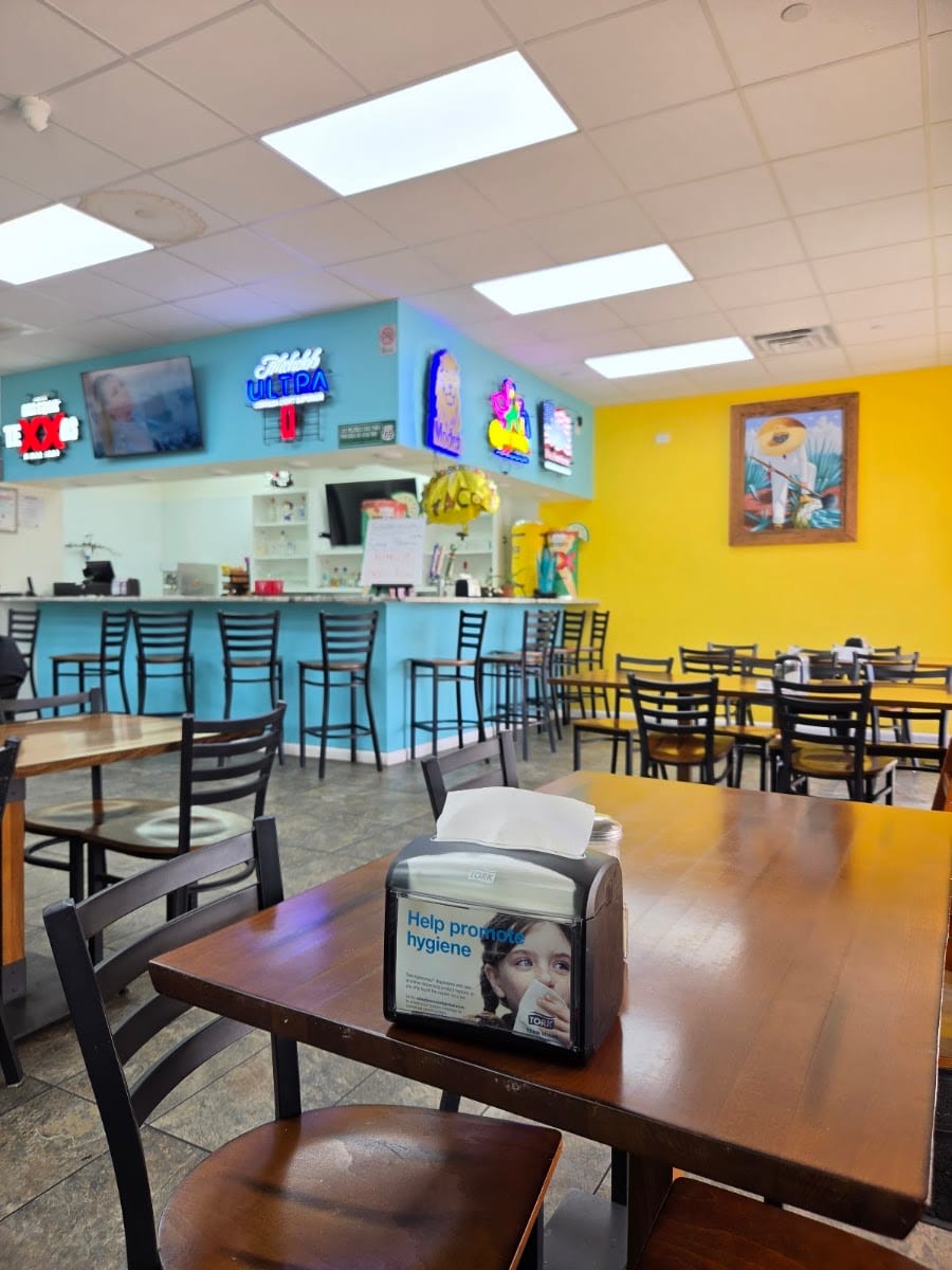 La Tapatia Mexican Restaurant & Bar, photo 2