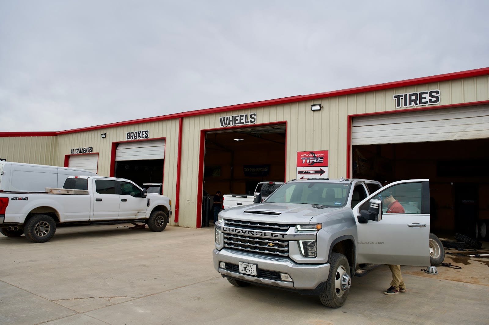 Hometown Tire Pros and Car Care, photo 2